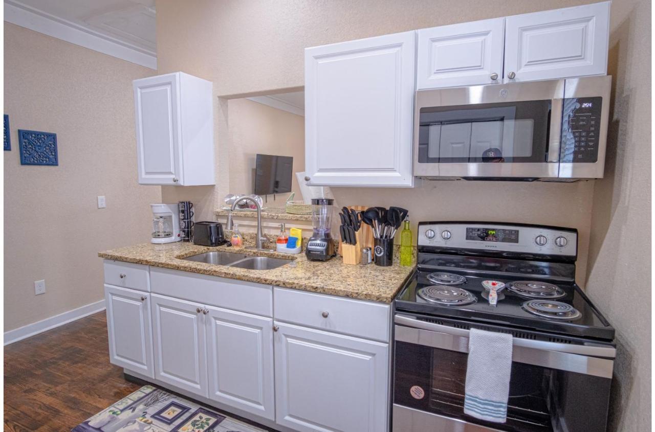 Fabulous Newly Renovated 1Br1Ba Near Downtown Appartement San Antonio Buitenkant foto